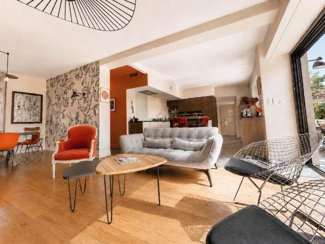 Maison 5 pièces 164 m²