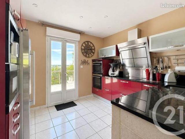 Maison 5 pièces 164 m²