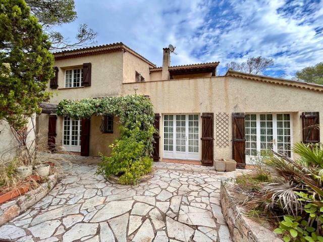 Maison 5 pièces 164 m²