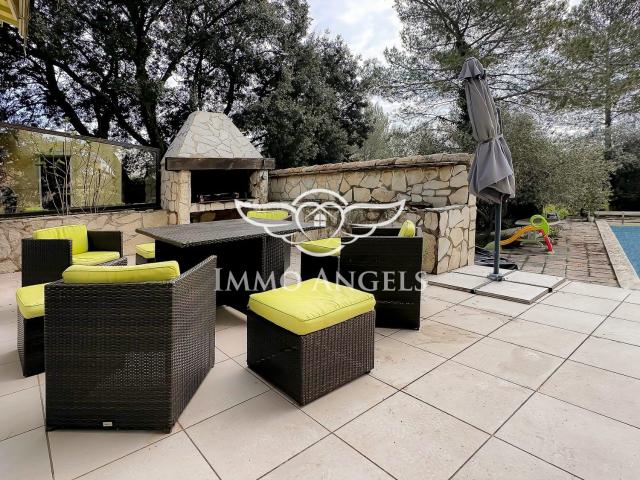 Maison 5 pièces 164 m²