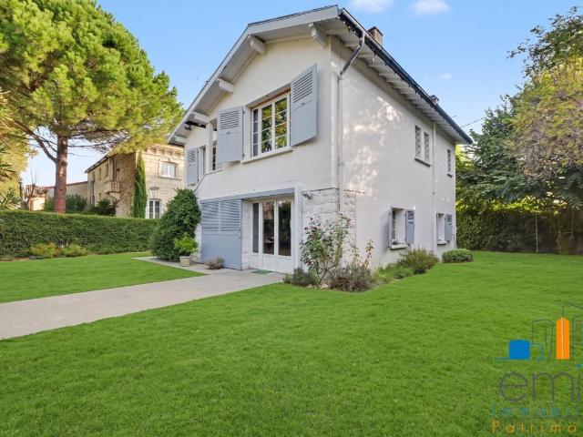 Maison 5 pièces 164 m²