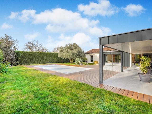 Maison 5 pièces 164 m²