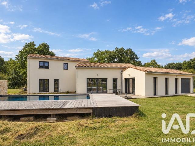 Maison 5 pièces 165 m²