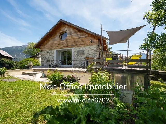 Maison 5 pièces 165 m²