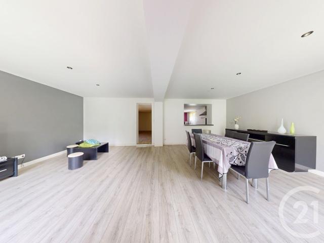 Maison 5 pièces 165 m²