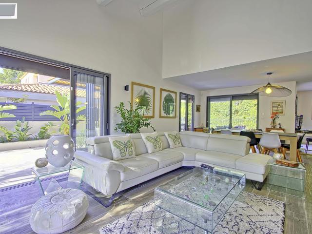 Maison 5 pièces 165 m²