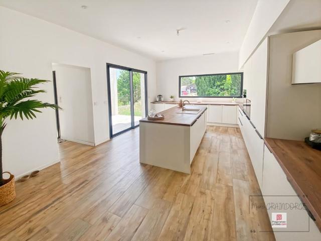 Maison 5 pièces 165 m²