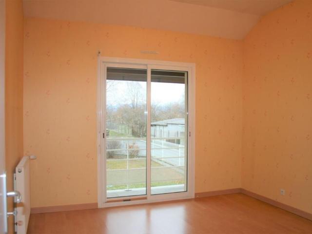 Maison 5 pièces, 165 m² à louer à Ennezat 63720