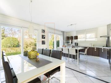 Maison 5 pièces 166 m²