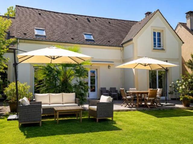 Maison 5 pièces 166 m²