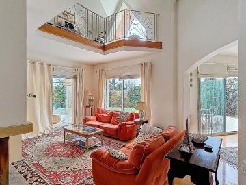 Maison 5 pièces 166 m²