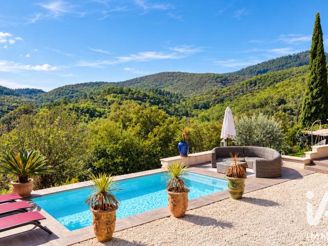 Maison 5 pièces 166 m²