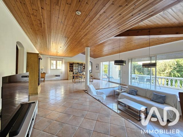 Maison 5 pièces 167 m²