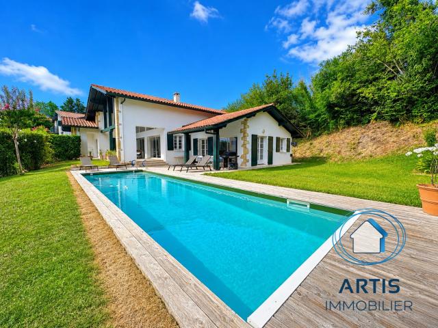 Maison 5 pièces 167 m²