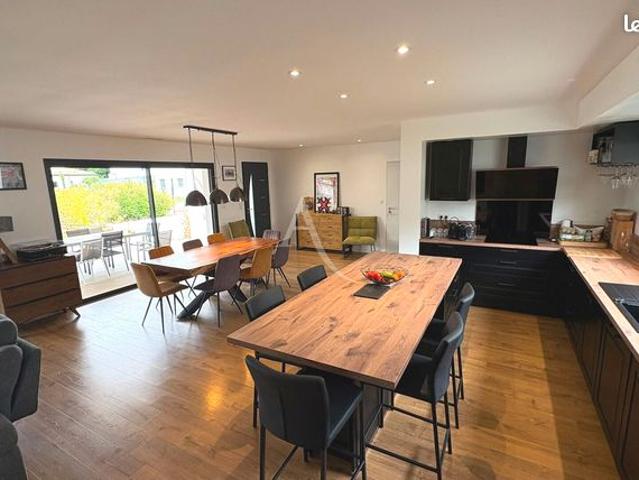 Maison 5 pièces 167 m²