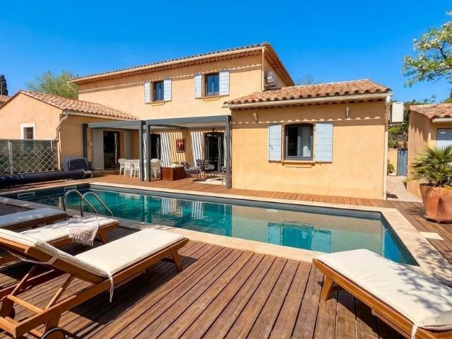 Maison 5 pièces 167 m²