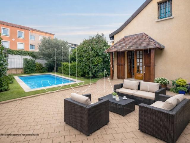 Maison 5 pièces 167 m²