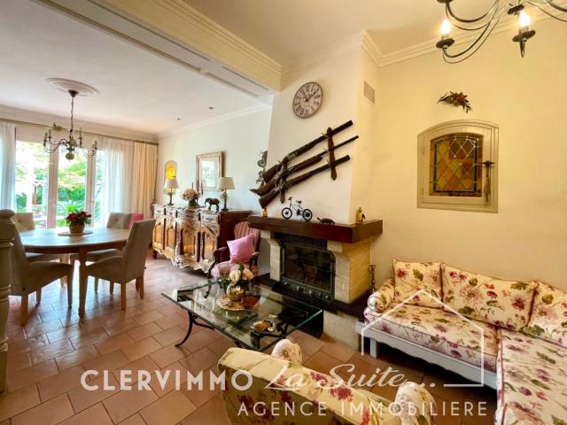 Maison 5 pièces 168 m2 avec terrain