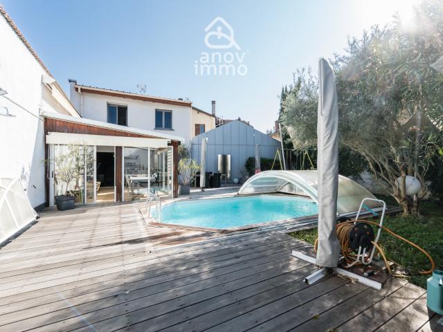 Maison 5 pièces 168 m²