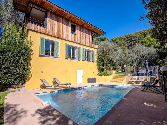 Maison 5 pièces 168 m²