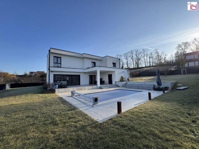 Maison 5 pièces 168 m²