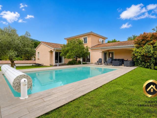 Maison 5 pièces 169 m²