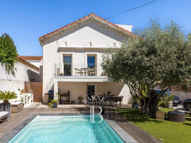 Maison 5 pièces 169 m²