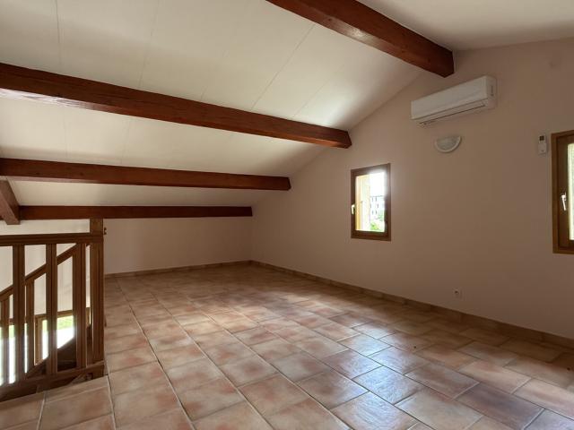 Maison 5 pièces, 169 m² à louer à Saint Didier sous Aubenas 07200