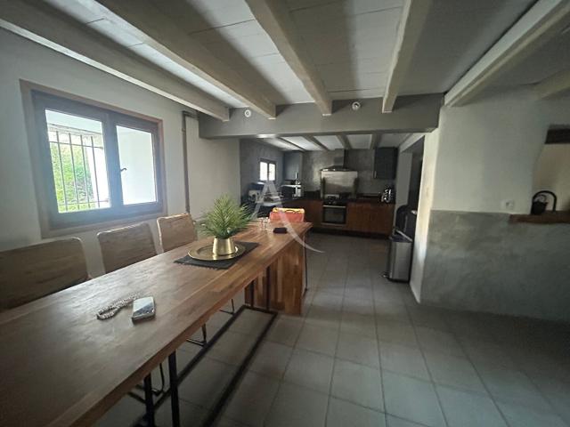 Maison 5 pièces 160 m²