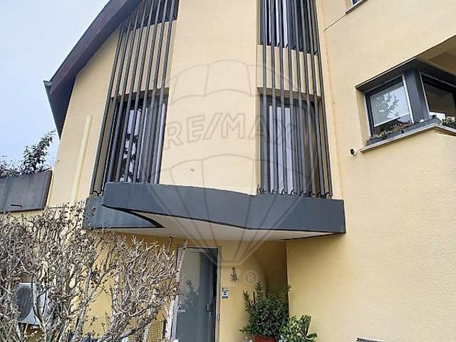 Maison 5 pièces 160 m²