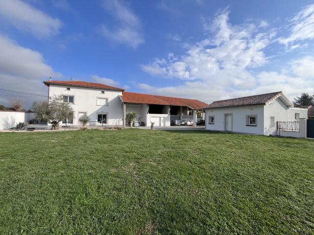 Maison 5 pièces 160 m²