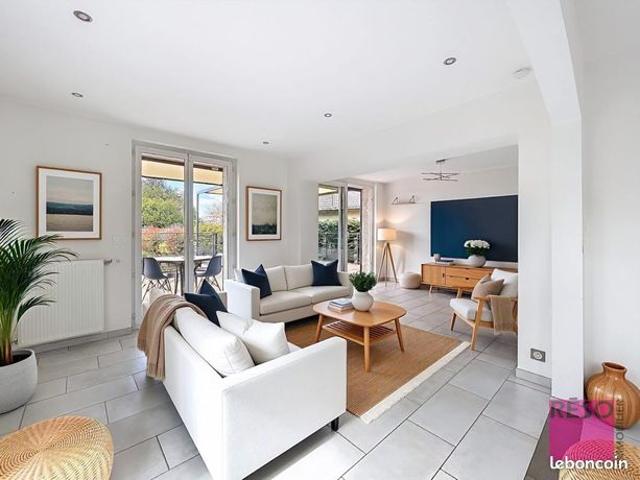 Maison 5 pièces 160 m²