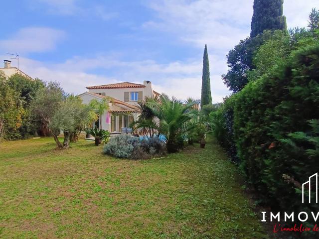 Maison 5 pièces 160 m²