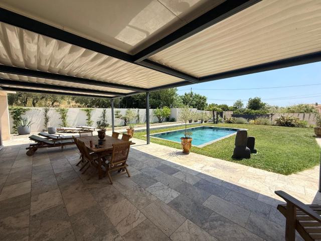 Maison 5 pièces 160 m²