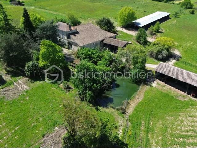 Maison 5 pièces 160 m²