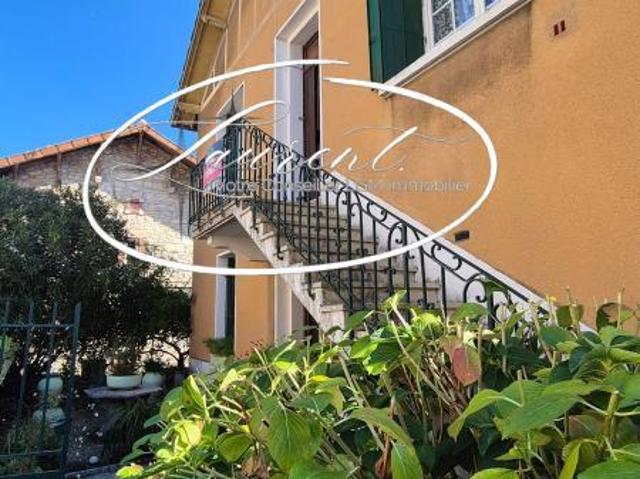 Maison 5 pièces 160 m²