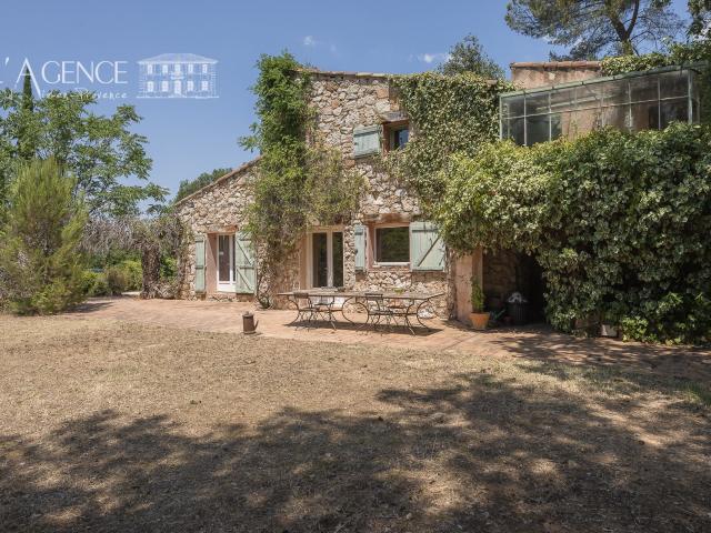 Maison 5 pièces 160 m²