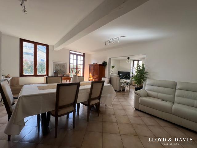 Maison 5 pièces 160 m²
