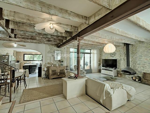 Maison 5 pièces 160 m²