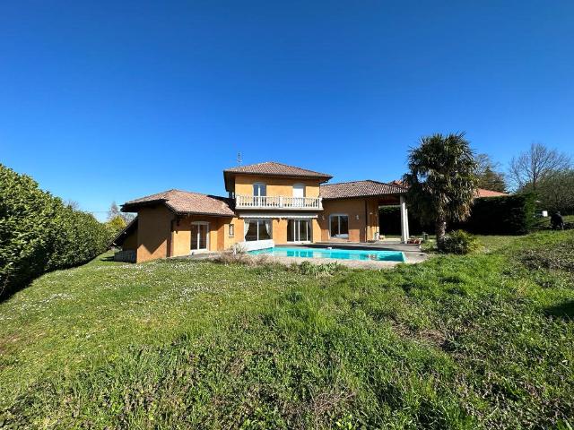 Maison 5 pièces 160 m²