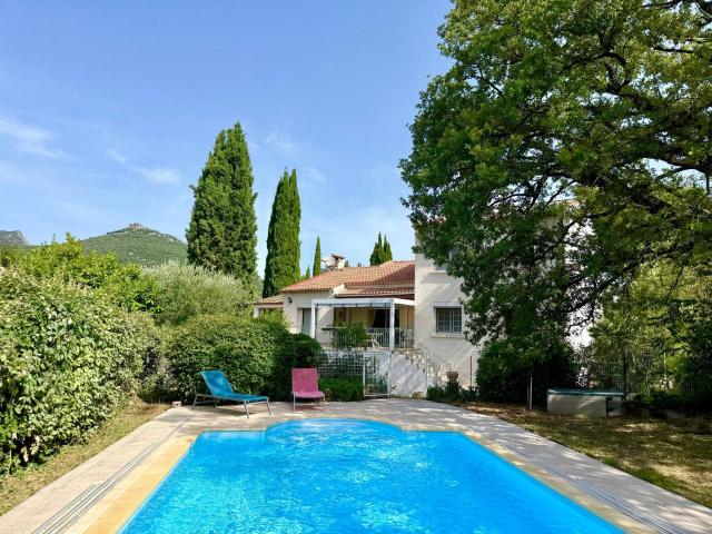 Maison 7 pièces 168 m²