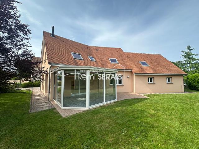 Maison 5 pièces 160 m²