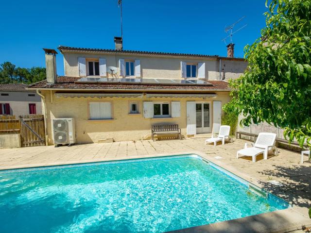 Maison 5 pièces 160 m²