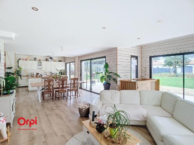 Maison 5 pièces 160 m²