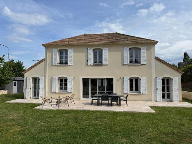 Maison 5 pièces 160 m²