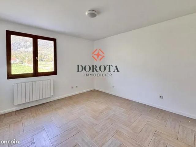 Maison 5 pièces 160 m²