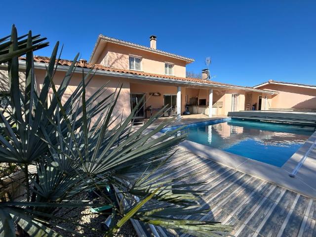 Maison 5 pièces 160 m²