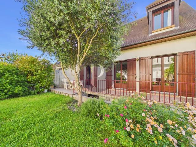 Maison 5 pièces 160 m²