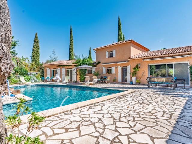 Maison 5 pièces 160 m²