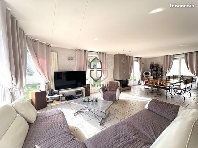 Maison 5 pièces 160 m²